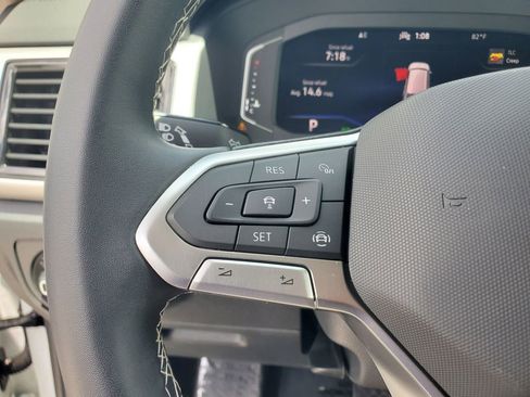 Used 2022 Volkswagen Atlas SE FWD image 25