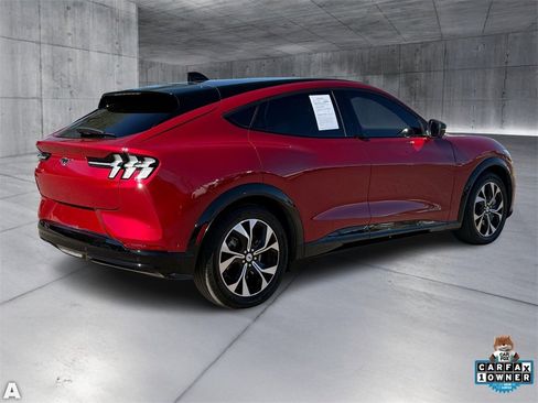 Used 2022 Ford Mustang Mach-E Premium image 7