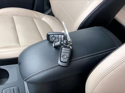 Certified 2022 Ford Escape SEL image 14