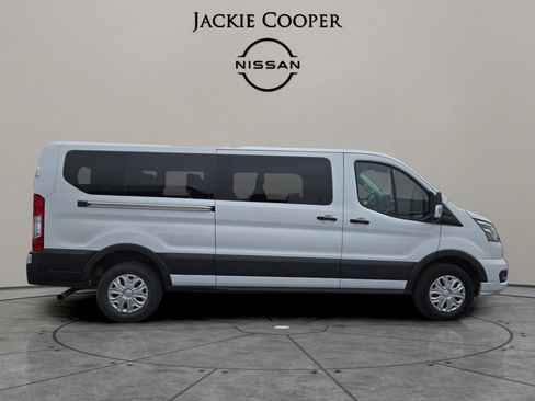 Used 2023 Ford Transit 350 XLT image 6