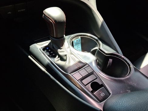 Used 2020 Toyota Camry TRD FWD image 15