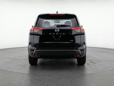 Used 2025 Nissan Rogue SV AWD/4WD image 7