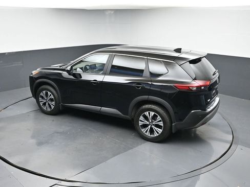 Used 2023 Nissan Rogue SV image 48