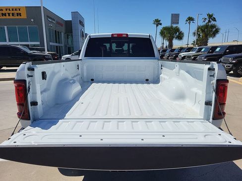 New 2026 RAM 2500 Tradesman AWD/4WD image 27