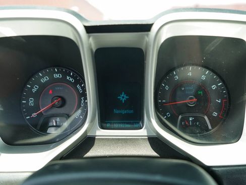 Used 2015 Chevrolet Camaro LT RWD image 25