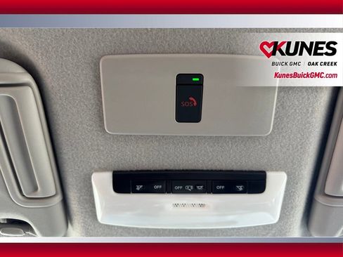 Used 2024 Nissan Kicks SV FWD image 19