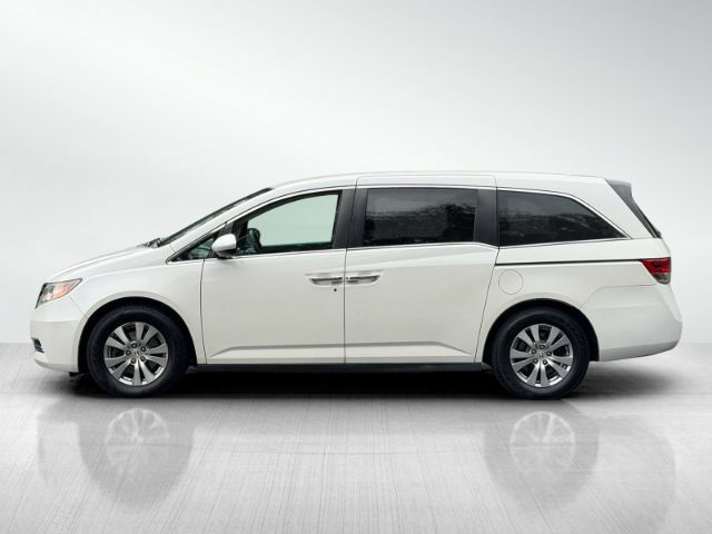 Used 2016 Honda Odyssey SE image 5