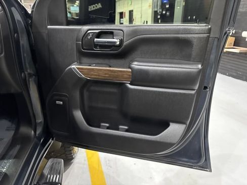 Used 2020 Chevrolet Silverado 2500 High Country AWD/4WD image 35