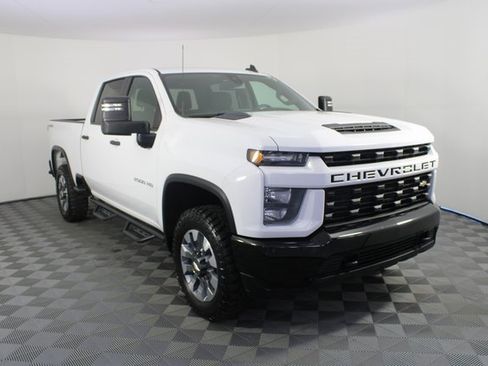 Used 2022 Chevrolet Silverado 2500 Custom w/ Custom Value Package image 24