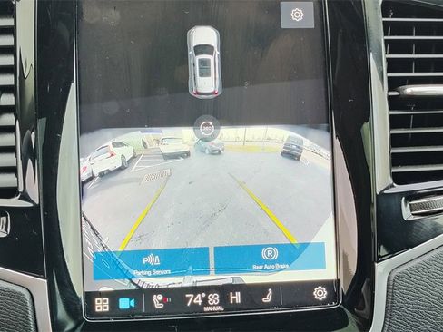 Certified 2024 Volvo XC90 T8 Plus w/ Protection Package Premier image 22