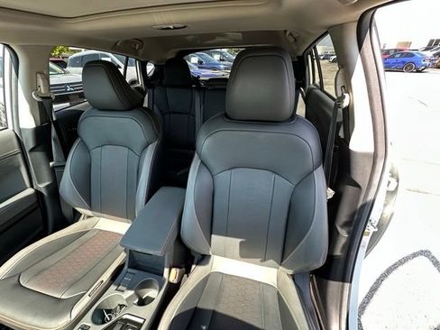 Certified 2025 Subaru Crosstrek 2.5i Limited w/ Popular Package #3A AWD/4WD image 31