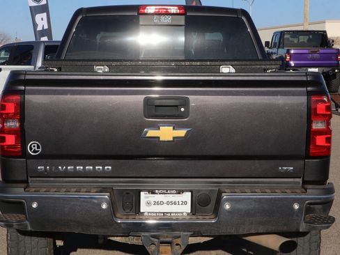 Used 2015 Chevrolet Silverado 2500 LTZ w/ LTZ Plus Package image 6