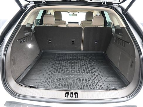 Used 2022 Lincoln Nautilus Standard w/ Premium Package image 46