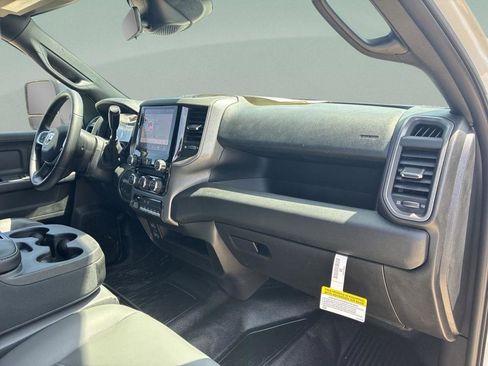 New 2026 RAM 3500 Tradesman AWD/4WD image 30