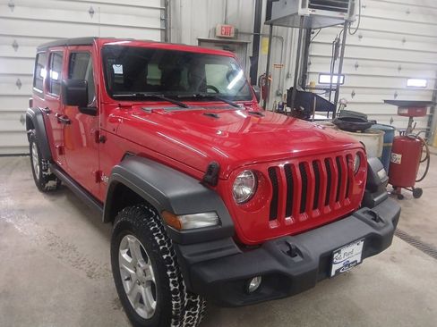 Used 2018 Jeep Wrangler Unlimited Sport image 5