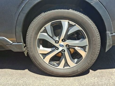 Used 2021 Subaru Outback Limited XT w/ Popular Package #2 AWD/4WD image 5