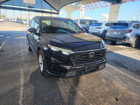 Used 2025 Honda CR-V LX image 2