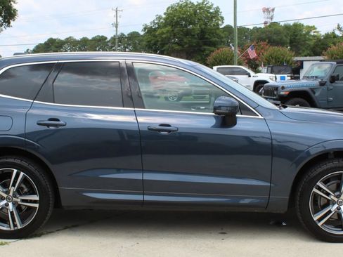 Used 2018 Volvo XC60 T5 Momentum w/ Convenience Package AWD/4WD image 6