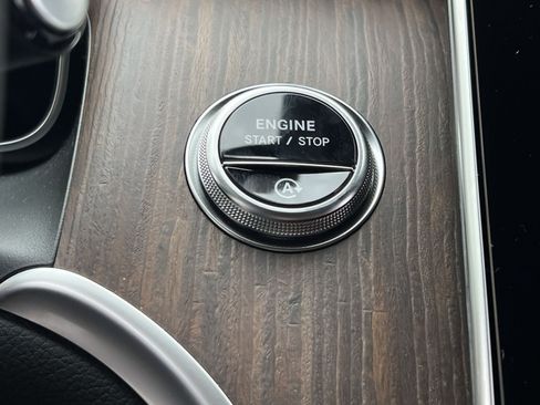 New 2026 Mercedes-Benz GLC 300 4MATIC image 38