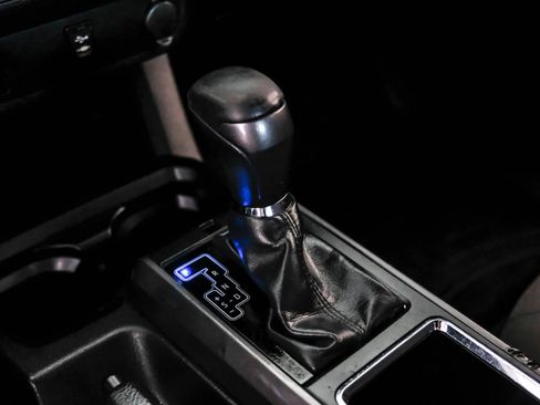 Used 2016 Toyota Tacoma TRD Sport w/ Towing Package RWD image 22