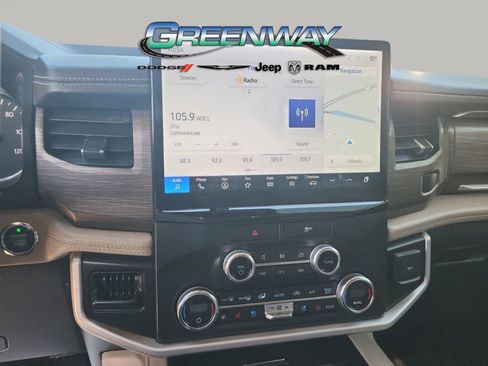 Used 2022 Ford Expedition Max Limited image 20