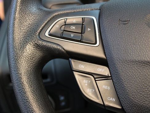 Used 2018 Ford Focus SE image 17