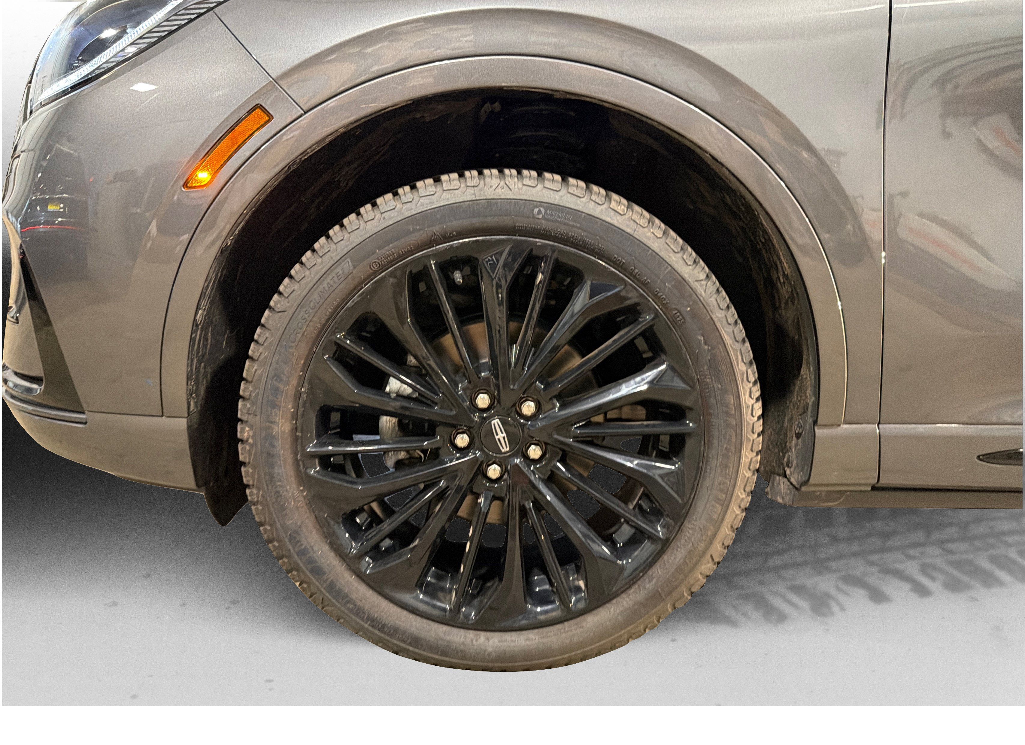 Used 2023 Lincoln Corsair AWD w/ Equipment Group 101A image 50