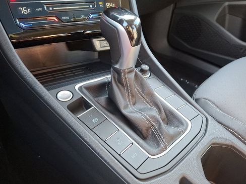 New 2026 Volkswagen Jetta SE image 11