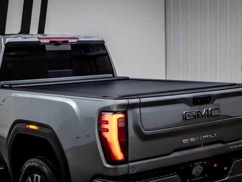 Used 2024 GMC Sierra 2500 Denali Ultimate AWD/4WD image 36
