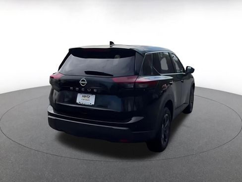 Used 2025 Nissan Rogue SV image 14