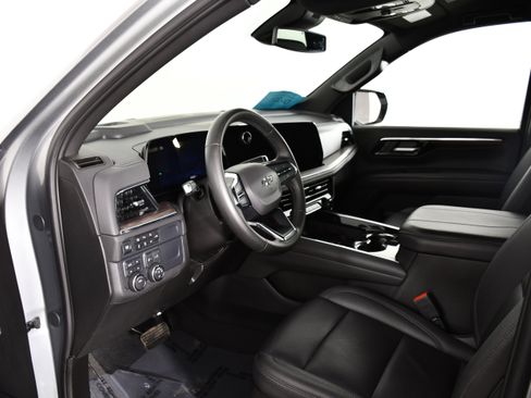 Used 2025 Chevrolet Tahoe Z71 AWD/4WD image 22