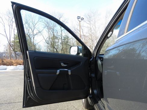 Used 2014 Volvo XC90 3.2 image 9