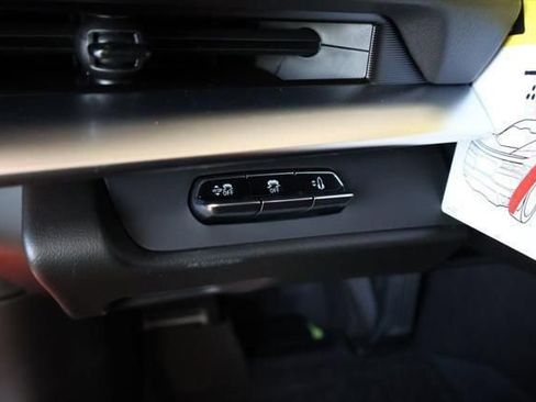 New 2026 Chevrolet Corvette Stingray Coupe w/ 1LT image 18