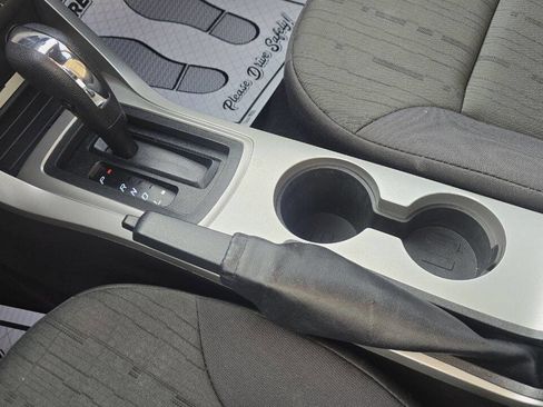 Used 2011 Ford Focus SE image 18