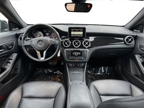 Used 2014 Mercedes-Benz CLA 250 image 24