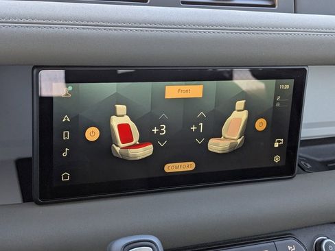 Used 2023 Land Rover Defender 110 S image 15