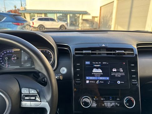 Used 2022 Hyundai Santa Cruz SEL image 17