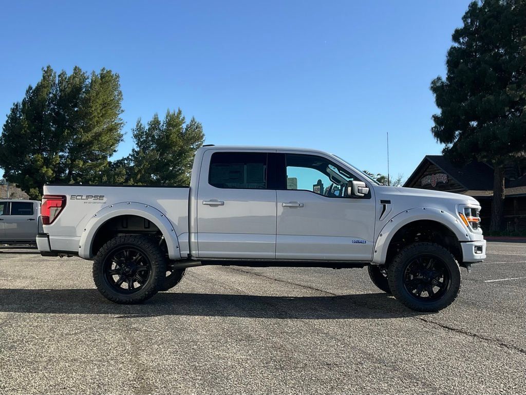 New 2025 Ford F150 XLT w/ Equipment Group 303A High AWD/4WD image 8