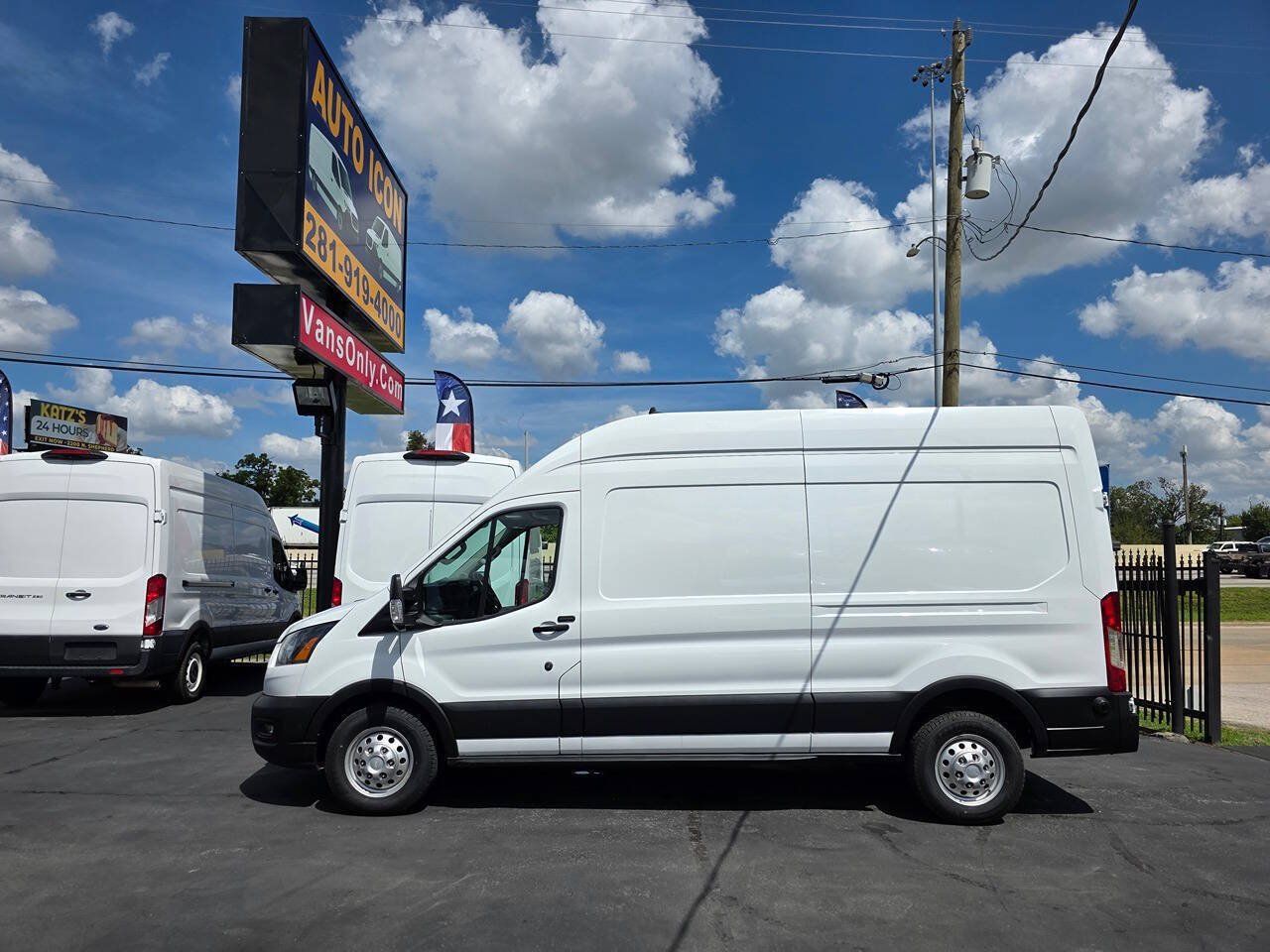 Used 2023 Ford Transit 350 148 High Roof AWD w/ Load Area Protection Package image 4