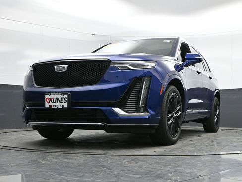 Used 2024 Cadillac XT6 Premium Luxury AWD/4WD image 45