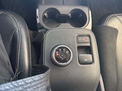 Used 2021 Ford Mustang Mach-E Select image 24