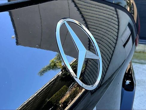 Used 2025 Mercedes-Benz GLA 250 image 30