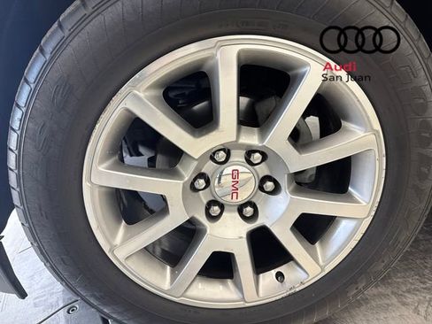 Used 2017 GMC Yukon Denali image 5