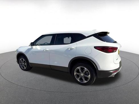 Used 2026 Chevrolet Blazer LT FWD image 10
