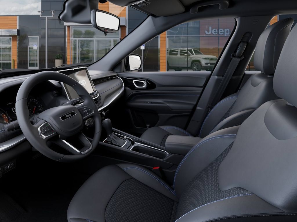 New 2026 Jeep Compass Latitude AWD/4WD image 23