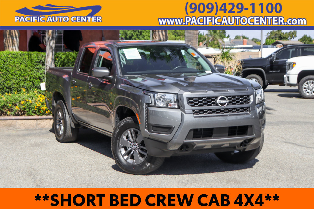 Used 2025 Nissan Frontier SV AWD/4WD image 1
