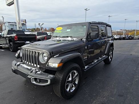 Certified 2021 Jeep Wrangler Unlimited Sahara image 3
