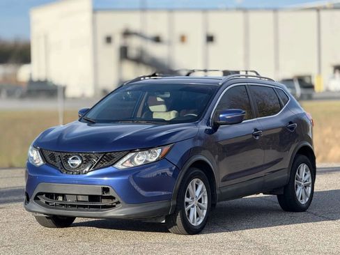 Used 2018 Nissan Rogue Sport SV image 6