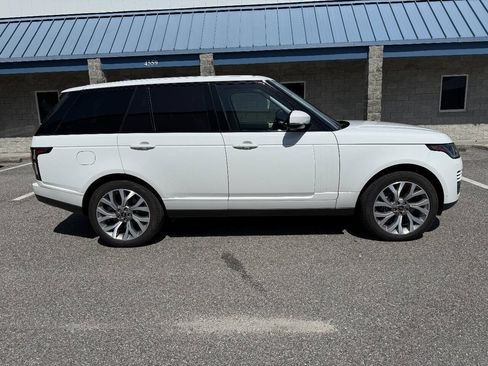 Used 2018 Land Rover Range Rover Supercharged AWD/4WD image 9