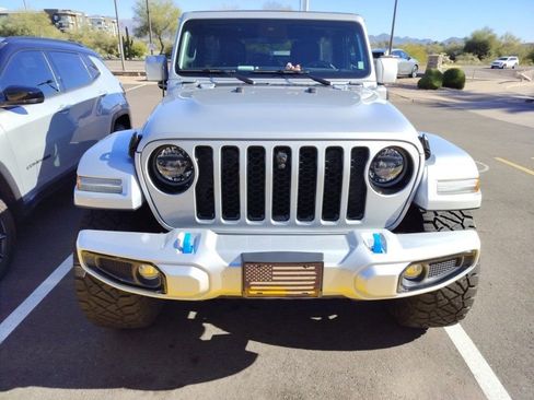 Used 2023 Jeep Wrangler Unlimited Sahara image 2
